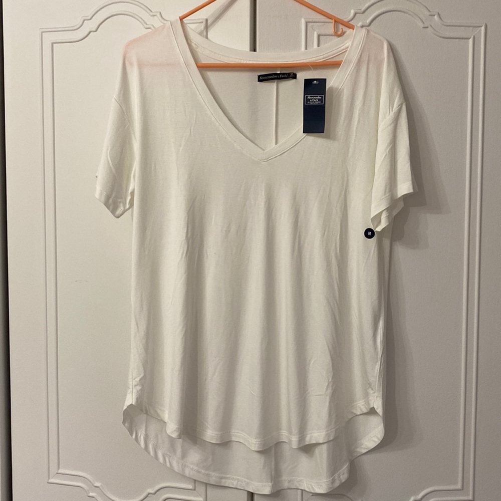 Abercrombie and fitch white T-shirt